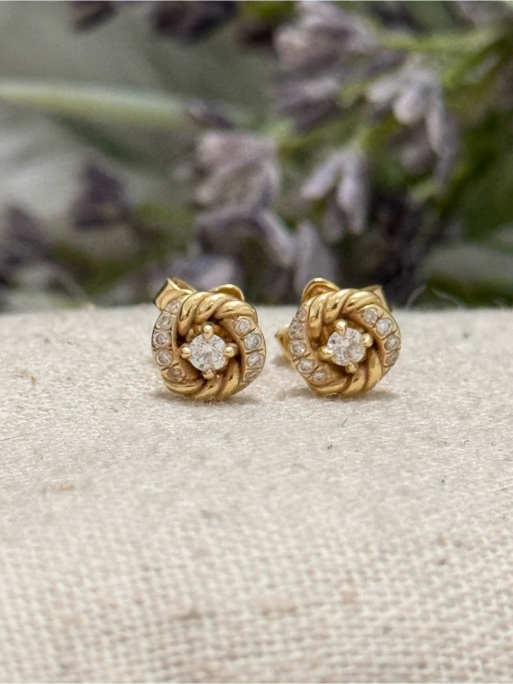 David Yurman 18K Yellow Gold Diamond Infinity Petite Stud Earrings - Picture 5 of 11
